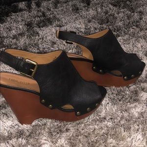 Women’s fashion wedges